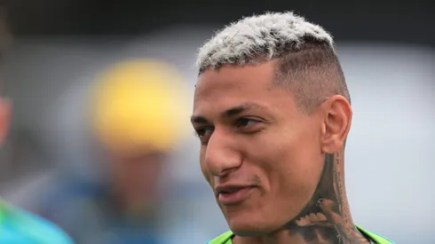 Richarlison durante treinamento da Seleção Brasileira no CT Joaquim Grava.