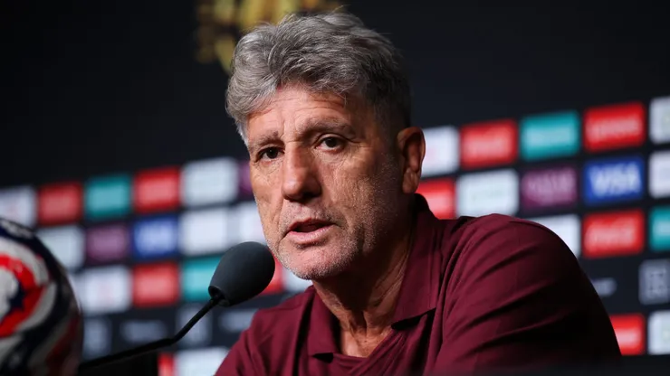 Treinador do Fluminense falou sobre a classificação. Photo by Alex Grimm/Getty Images