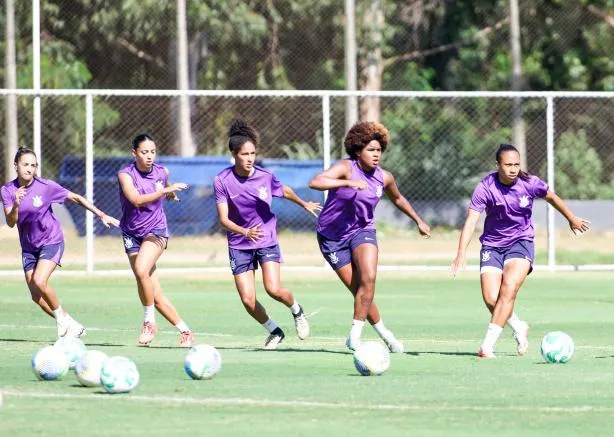 Equipe do Corinthians Feminina. Foto: Rodrigo Gazzanel/Ag. Corinthians