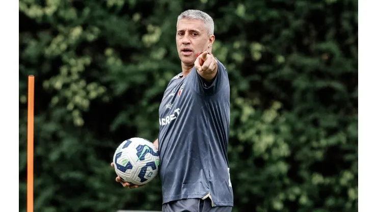 Crespo pode aprovar o jovem no São Paulo.