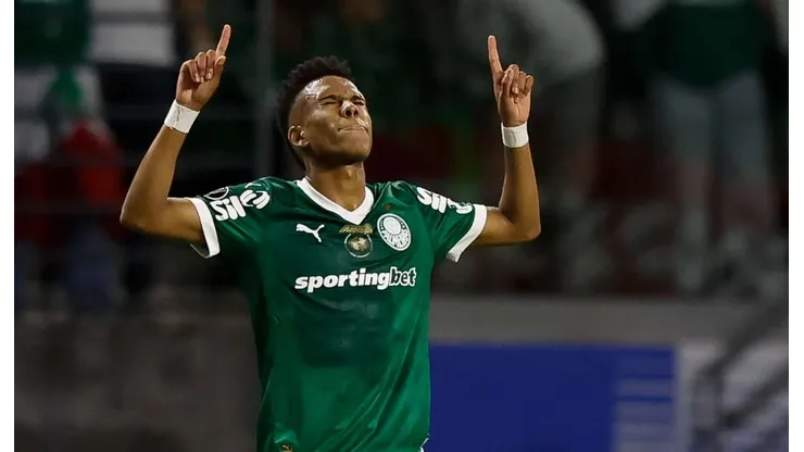 Estevão marca pelo Palmeiras contra o Chelsea. Foto: Getty Images