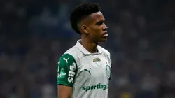 MG - BELO HORIZONTE - 01/06/2025 - BRASILEIRO A 2025, CRUZEIRO X PALMEIRAS - Estevao jogador do Palmeiras durante partida contra o Cruzeiro no estadio Mineirao pelo campeonato Brasileiro A 2025. Foto: Fernando Moreno/AGIF