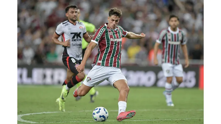 "Trabalho de todos": Bernal celebra classificação do Fluminense no Mundial. Foto: Thiago Ribeiro/AGIF