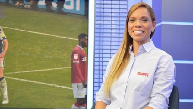 A comentarista de arbitragem Renata Ruel. Foto: Reprodução/ESPN Brasil