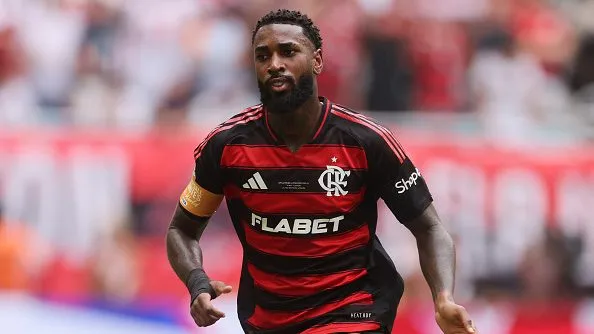 Gerson durante partida. Foto: Michael Reaves/Getty Images