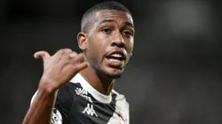 Jornalista revela que o Vasco "não conversa" com a Roma pelos valores que estão sendo especulados pela imprensa italiana.