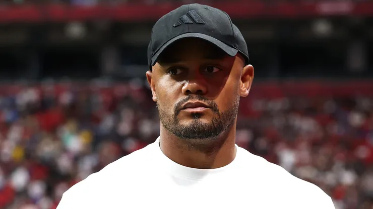 Vincent Kompany revela sentimento de "irritação" após lesão de Musiala em PSG x Bayern de Munique.