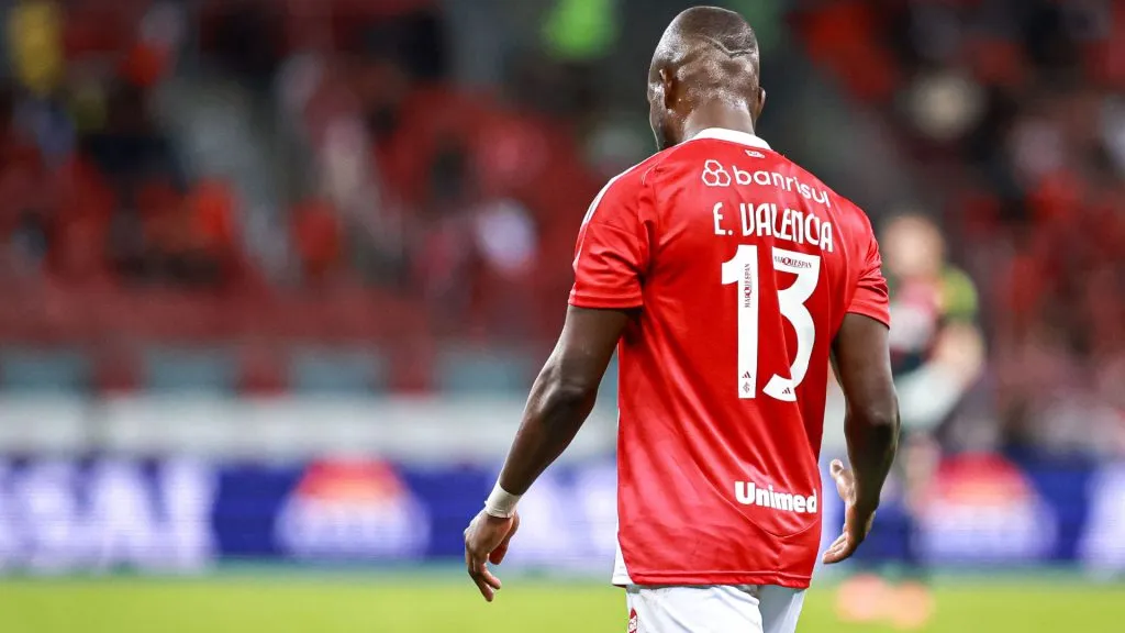 Valencia não vive boa fase no Inter na atual temporada – Foto: Maxi Franzoi/AGIF