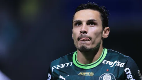 Raphael Veiga não descarta sair do Palmeiras.