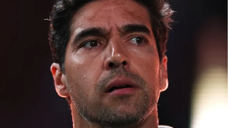 Abel Ferreira durante partida entre Palmeiras e Chelsea, pelo Mundial de Clubes. Foto: Dan Mullan