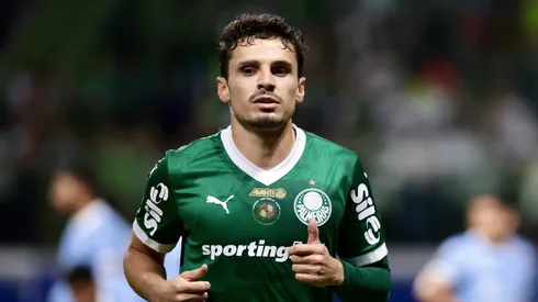 Meio-campista em ação pelo Palmeiras. Foto: Marcello Zambrana/AGIF