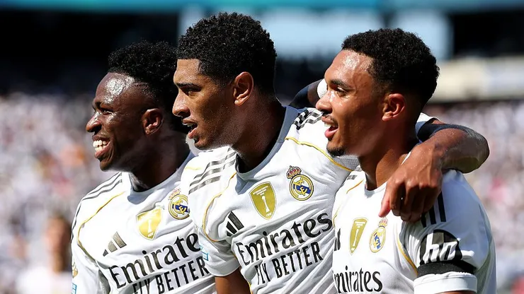Jogadores do Real Madrid-ESP comemoram gol marcado no Mundial. Foto: Francois Nel/Getty Images.