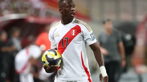 LIMA, PERU - MARCH 20: Luis Advíncula of Peru reacts during the South American FIFA World Cup 2026 Qualifier match between Peru and Bolivia at Estadio Nacional de Lima on March 20, 2025 in Lima, Peru. (Photo by Raul Sifuentes/Getty Images)