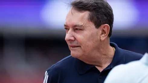 Investidor monitora o mercado - Foto: Marco Galvão.