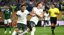 Cole Palmer comemora gol marcado em partida diante do Palmeiras. Foto: Xinhua / Alamy Stock Photo