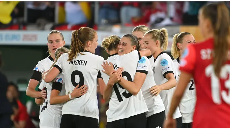 Jogadoras da Alemanha comemoram gol na primeira rodada. Foto: dpa picture alliance / Alamy Stock Photo
