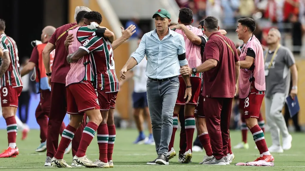 Atletas do Tricolor das Laranjeiras celebram vitória no Mundial. Foto: Lucas Merçon/Fluminense.