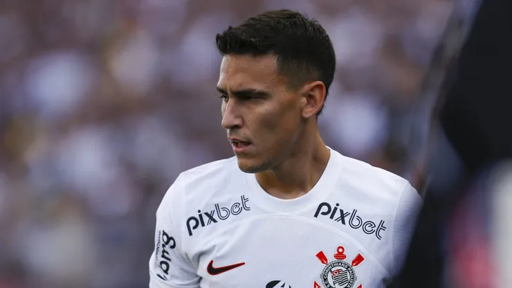 Matías Rojas vai ficar livre no mercado após clube argentino rescindir contrato (Photo by Ricardo Moreira/Getty Images)