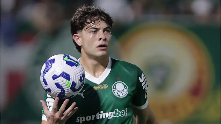 Agustín Giay em campo pelo Palmeiras. Foto: Ettore Chiereguini/AGIF