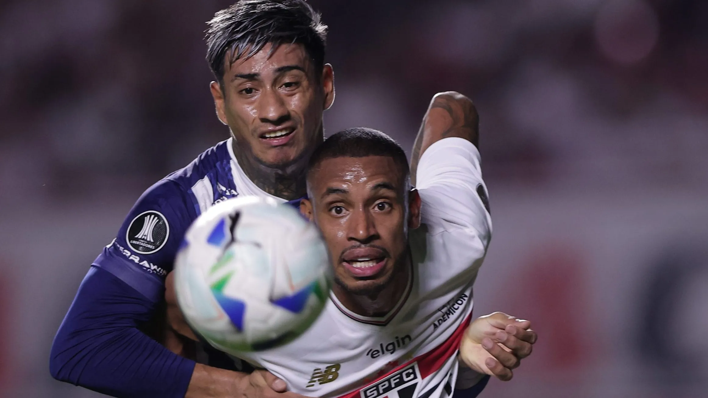 André Silva era o reserva natural de Calleri no SPFC, mas pode deixar o MorumBis também no meio do ano – Foto: Ettore Chiereguini/AGIF