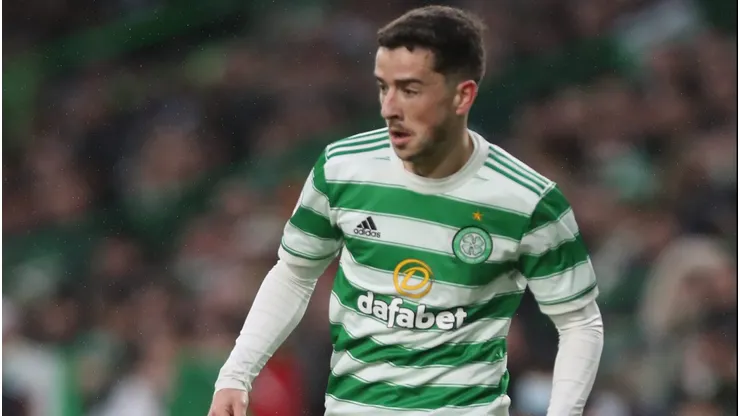 Mikey Johnston em partida pelo Celtic. Photo by Ian MacNicol/Getty Images