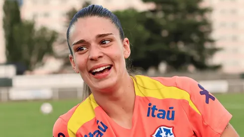 Gio em treinamento com a Seleção. Foto: Lívia Villas Boas/CBF