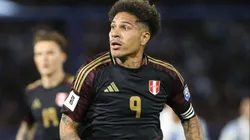 Paolo Guerrero - (Photo by Daniel Jayo/Getty Images)