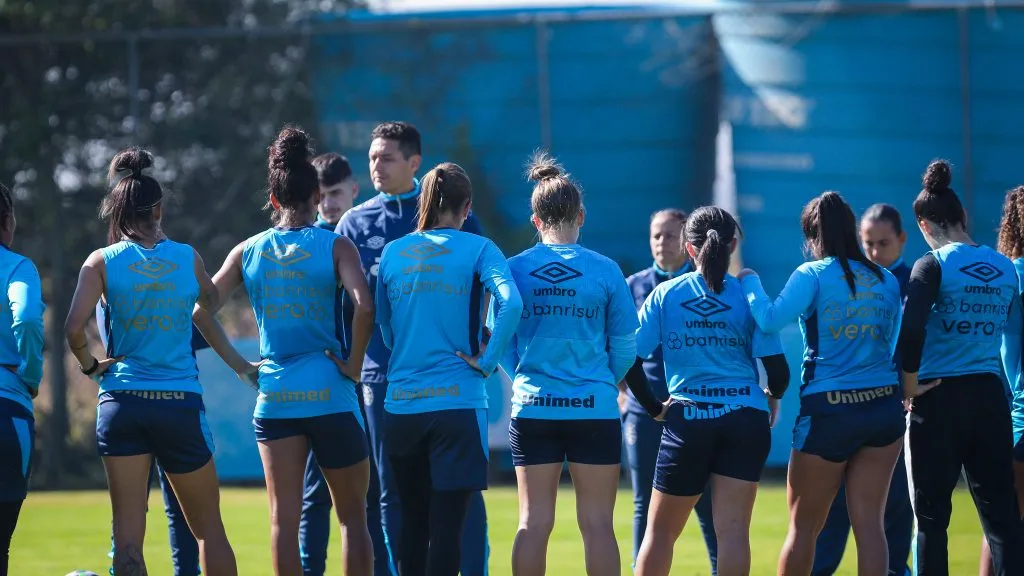 Time feminino do Grêmio treina no Complexo da Ulbra, em Canoas
