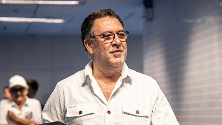 Presidente tenta manter as contas em dia - Foto: Raul Baretta/Santos FC.
