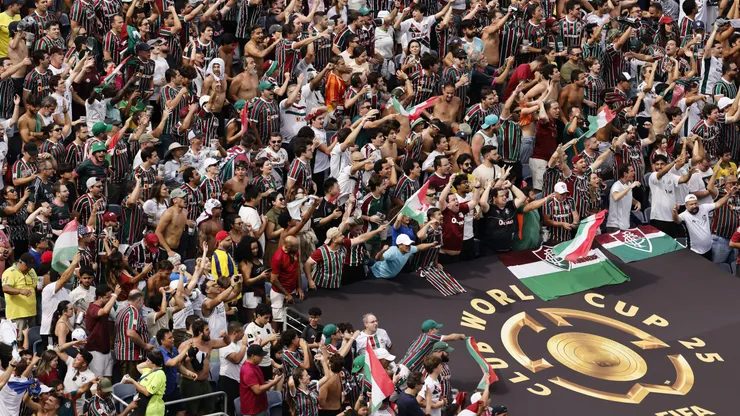 Torcida do Fluminense em jogo contra o Al-Hilal pelas quartas de final do Mundial. (Photo by Michael Reaves/Getty Images)