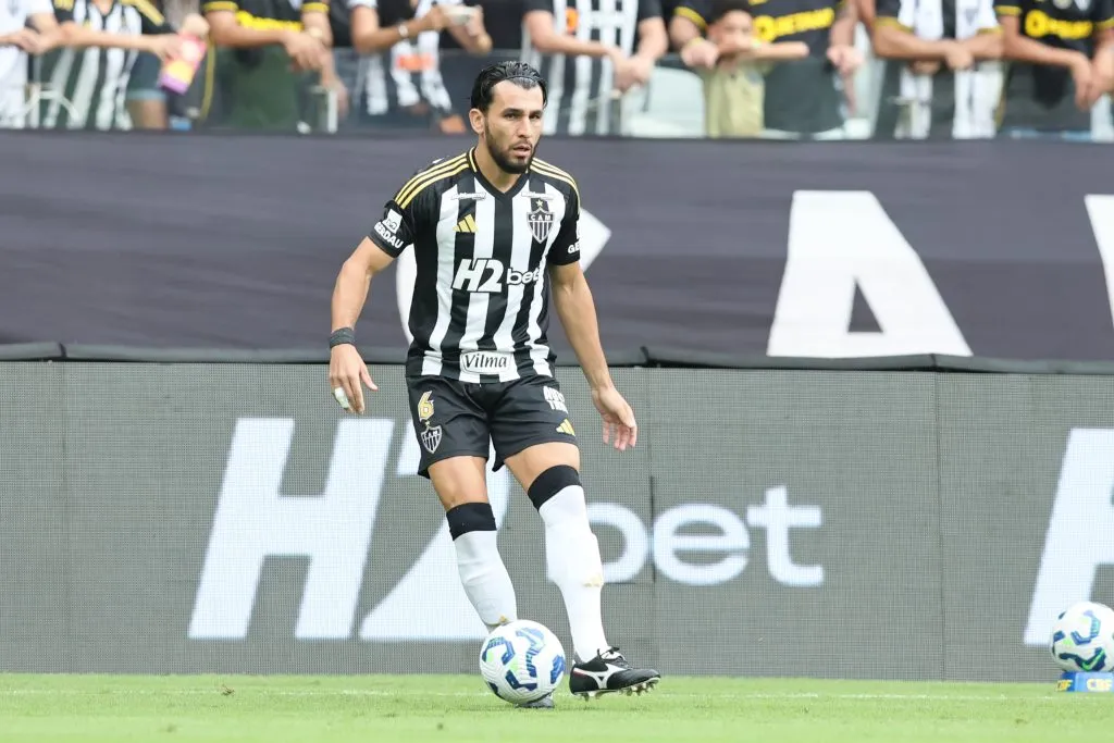 SP – BELO HORIZONTE – 06/04/2025 – BRASILEIRO A 2025, ATLETICO-MG X SAO PAULO – Junior Alonso jogador do Atletico-MG durante partida contra o Sao Paulo no estadio Mineirao pelo campeonato Brasileiro A 2025. Foto: Gilson Lobo/AGIF