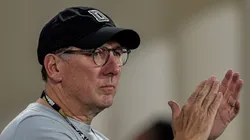 RJ - RIO DE JANEIRO - 01/11/2023 - BRASILEIRO A 2023, BOTAFOGO X PALMEIRAS - Jhon Textor dono do Botafogo durante partida contra o Palmeiras no estadio Engenhao pelo campeonato Brasileiro A 2023.