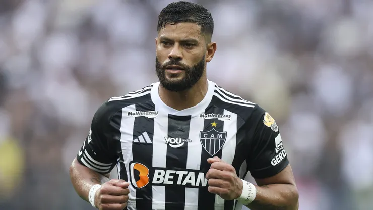 Hulk impressiona com agilidade em treino antes de retorno do Galo (Photo by Alexandre Schneider/Getty Images)