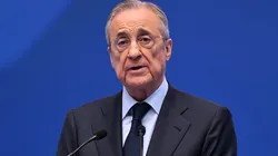 Florentino Pérez durante a apresentação de Mbappé, no Santiago Bernabéu. Foto: David Ramos