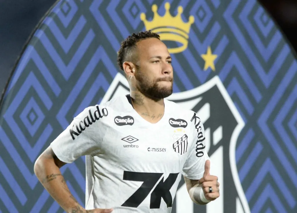 BA – SALVADOR – 25/05/2025 – BRASILEIRO A 2025, VITORIA X SANTOS – Neymar jogador do Santos durante aquecimento antes da partida contra o Vitoria no estadio Barradao pelo campeonato Brasileiro A 2025. Foto: Jhony Pinho/AGIF