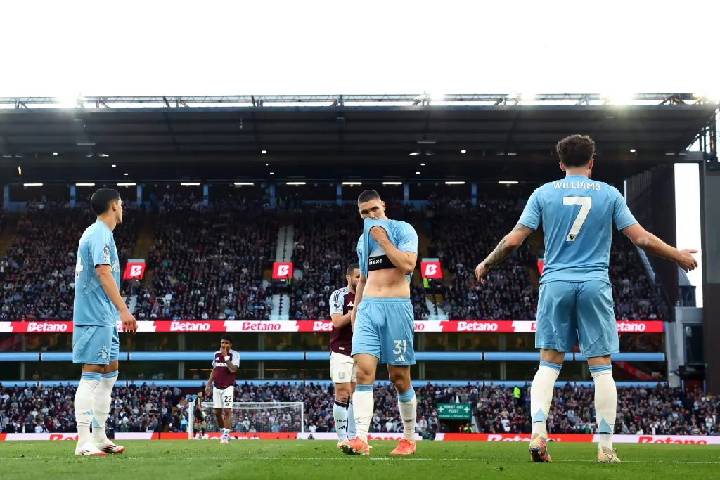 BIRMINGHAM, ENGLAND – APRIL 05: (L-R) Ramn Sosa, Nikola Milenkovic and Neco Williams of Nottingham Forest react during the Premier League match between Aston Villa FC and Nottingham Forest FC at Villa Park on April 05, 2025 in Birmingham, England. (Photo by Dan Istitene/Getty Images)