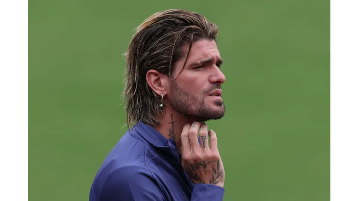 LOS ANGELES, CALIFORNIA - JUNE 14: Rodrigo De Paul of Atletico de Madrid reacts during the Training/Press Conference ahead of their FIFA Club World Cup 2025 match between Paris Saint-Germain and Atletico de Madrid at Los Angeles Memorial Coliseum on June 14, 2025 in Los Angeles, California. (Photo by Stu Forster/Getty Images)