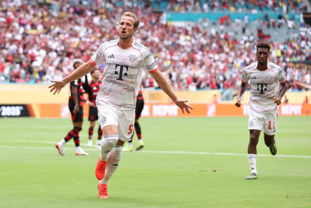 MIAMI GARDENS, FLORIDA – JUNE 29: Harry Kane #9 of FC Bayern Munchen celebrates scoring his team’s second goal during the FIFA Club World Cup 2025 round of 16 match between CR Flamengo and FC Bayern München at Hard Rock Stadium on June 29, 2025 in Miami Gardens, Florida. (Photo by Megan Briggs/Getty Images)