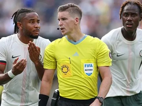 PC Oliveira concorda com anulação de pênalti para o Fluminense