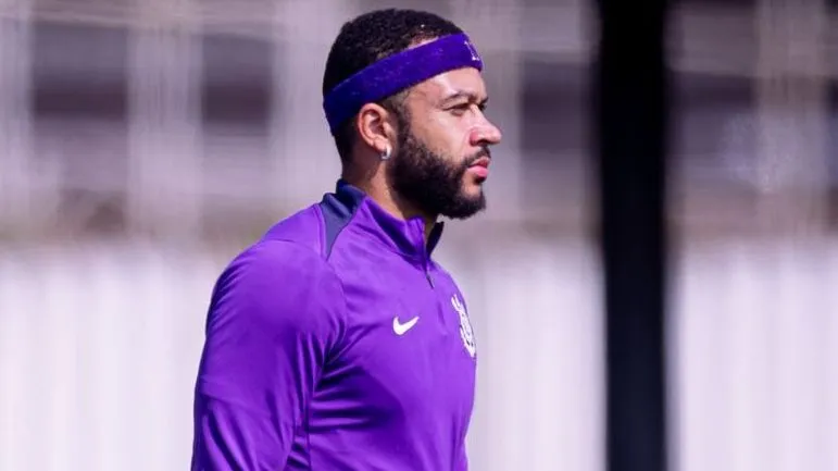 Memphis Depay durante treinamento. Foto: Rodrigo Coca/Ag. Corinthians