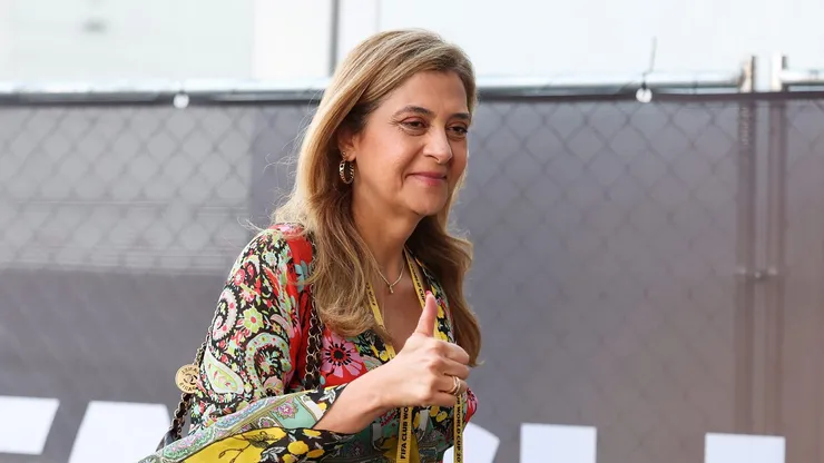 Leila Pereira durante partida que marcou a eliminação do Palmeiras no Mundial