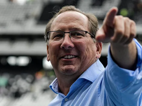 John Textor consegue reverter o rebaixamento do Lyon na Ligue 1