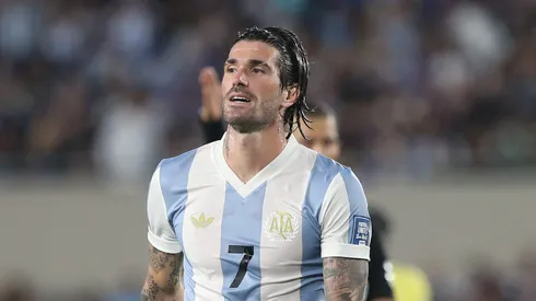 De Paul, meio-campista da Seleção Argentina - Foto: Daniel Jayo/Getty Images