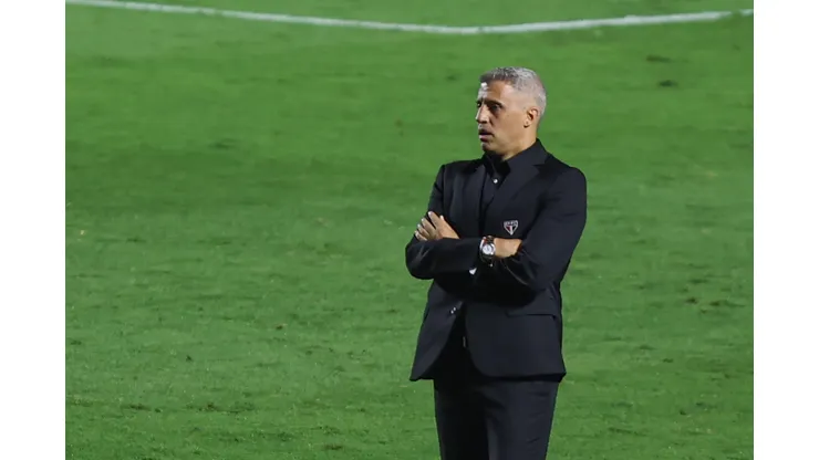 SP - Sao Paulo - 25/09/2021 - BRASILEIRO A 2021, SAO PAULO X ATLETICO-MG - Hernan Crespo tecnico do Sao Paulo durante partida contra o Atletico-MG no estadio Morumbi pelo campeonato Brasileiro A 2021. Foto: Marcello Zambrana/AGIF