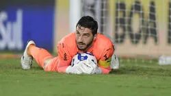 Cleiton goleiro do Bragantino - Foto: Thiago Ribeiro/AGIF