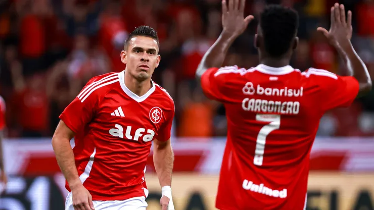 Rafael Borré jogador do Internacional comemora seu gol - Foto: Maxi Franzoi/AGIF
