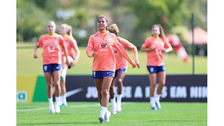 Giovanna durante treinos com a Seleção. Foto: Lívia Villas Boas/CBF