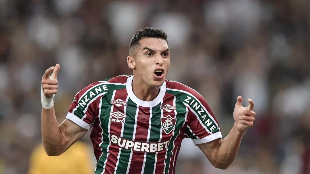 Kevin Serna pode jogar na Colômbia - Foto: Thiago Ribeiro/AGIF.