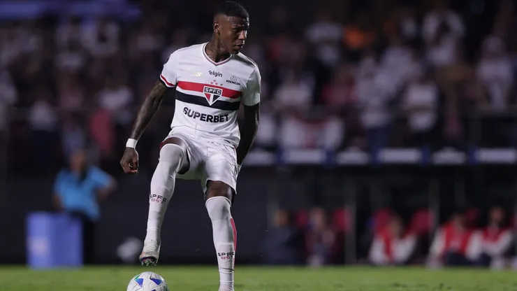 Arboleda em ação pelo São Paulo. Foto: Ettore Chiereguini/AGIF