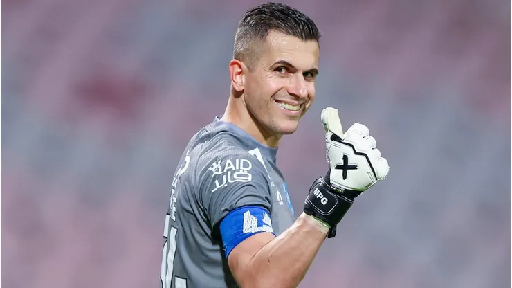 Grohe é "flagrado" em Porto Alegre e levanta hipótese de goleiro estar retornando ao Imortal.